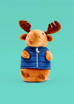 A friendly guide full of forest knowledge - that's Campfire Critter Moose! Chunky and cheery, with a nuzzly muzzle and squishy, suedey chocolate antlers, this moose stays toasty in a blue bodywarmer. That stitchy zipper goes beautifully with yummy maple-syrup fur.